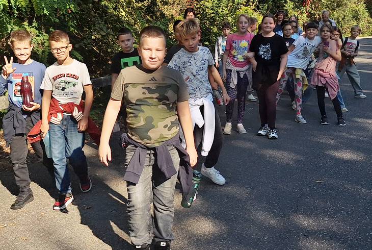 4.b osztály a menhelyen 4.b osztály a menhelyen